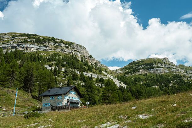 rifugio alpe pozza vincenzo lancia